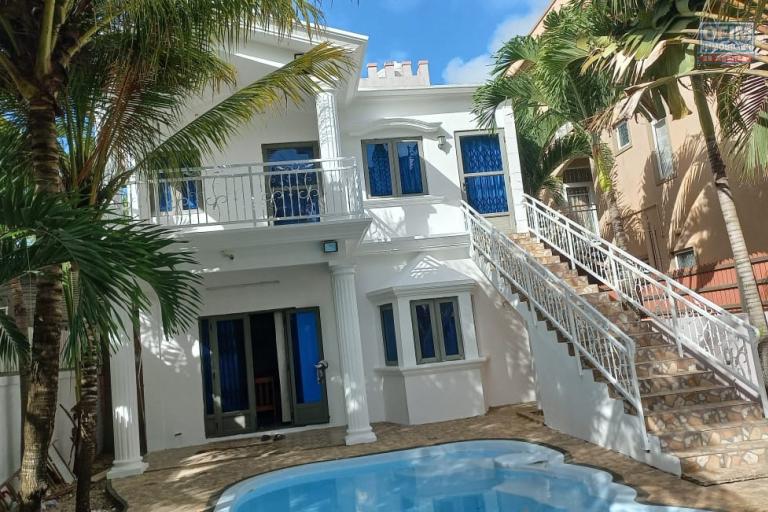 For Rent – Apartment in a House in Pereybère