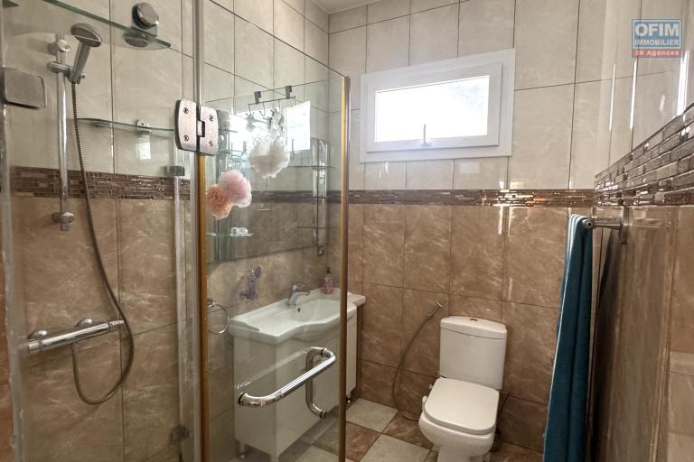 Sale House / Villa FLIC EN FLAC - ALBION – photo 14 of 20 – Shower room