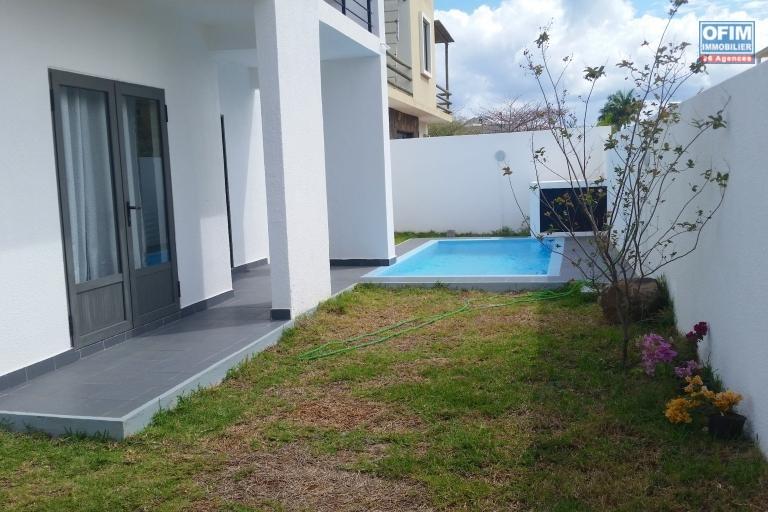 Stunning new 3-bedroom villa with private pool for long-term rental in Flic en Flac, located in a quiet residential area, ideal for a family