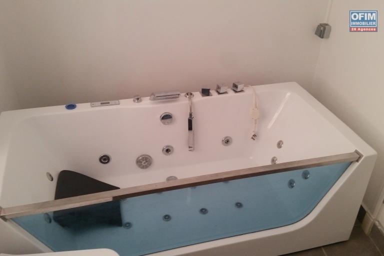 Stunning new 3-bedroom villa with private pool for long-term rental in Flic en Flac, located in a quiet residential area, ideal for a family