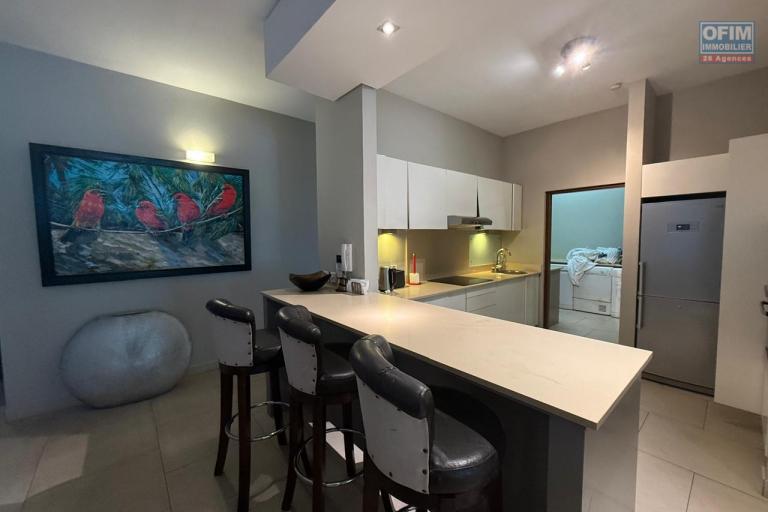 BAIN BOEUF: Stunning Balinese-inspired apartment &ndash; Sea view & beach access