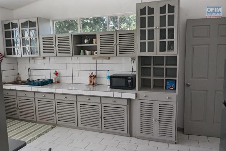 POINTE AUX CANNONIERS - Family home with separate apartment – Quiet neighborhood, close to the beach