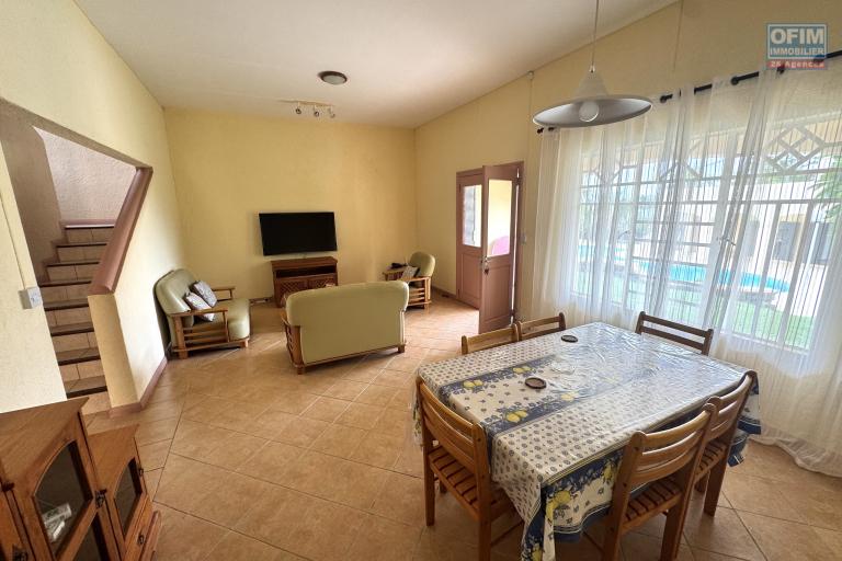 Tamarin, charming 3-bedroom duplex for rent located in a secure residence with communal swimming pool and a large, quiet park.