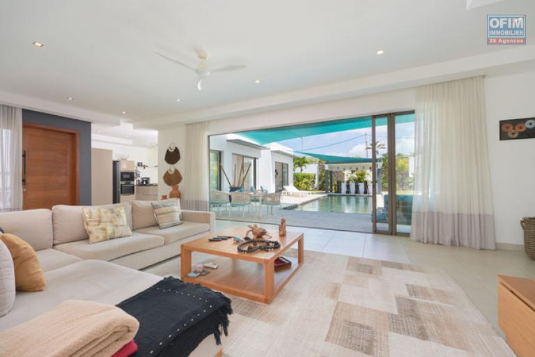 I am offering you, off the record, long-term rental in Cap Malheureux.