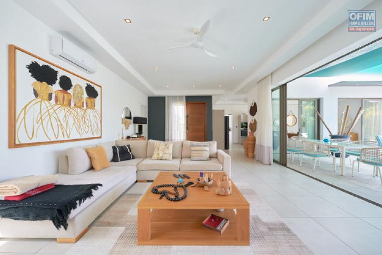 I am offering you, off the record, long-term rental in Cap Malheureux.