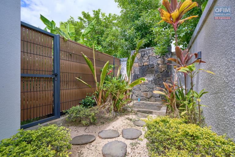 For sale: magnificent villa in a residence accessible to foreigners in Grand Baie, La Salette.