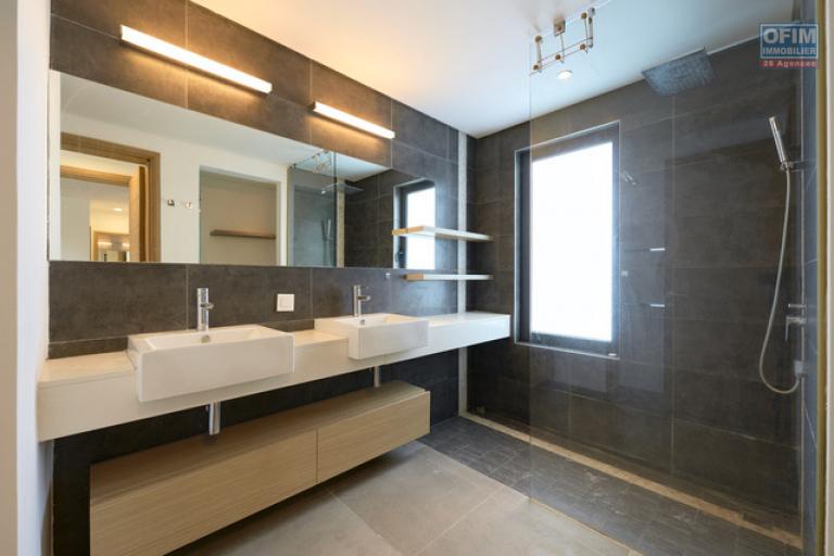 For sale: 3-bedroom apartment accessible to foreigners in Mont Choisy.