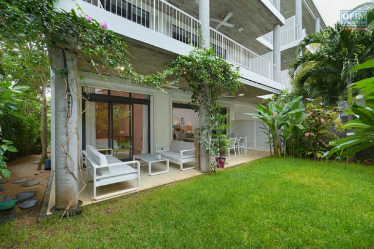 For sale: ground floor apartment in Pointe Aux Canonniers, accessible to foreigners.