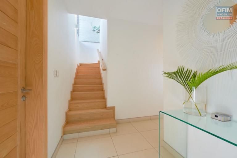 For sale: magnificent 4-bedroom villa with en suite rooms, accessible to foreigners in Pereybere.