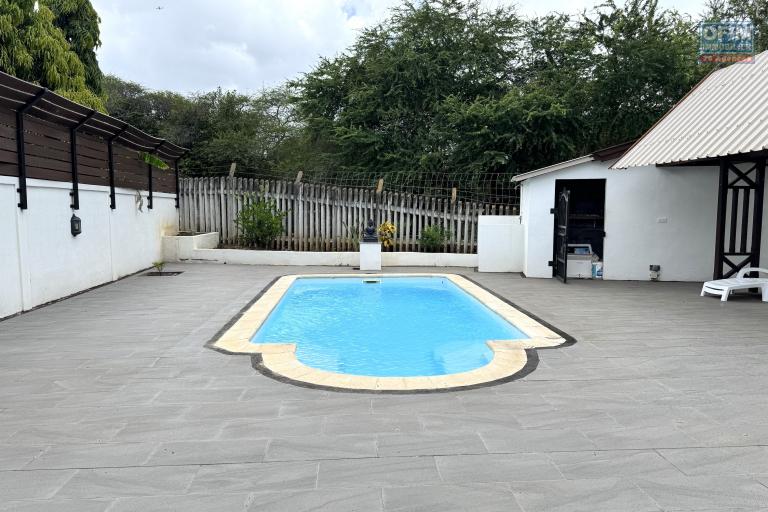 Flic-en-Flac &ndash; Superb 3-Bedroom Villa with Pool, 400m from the Beach