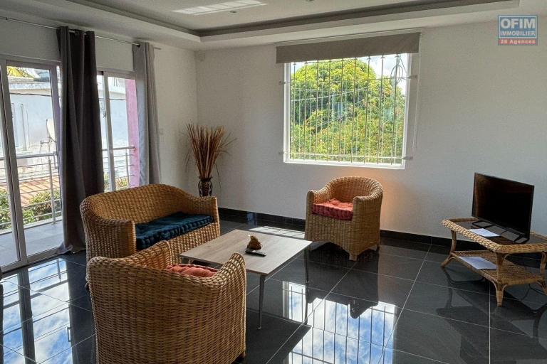 FOR SALE – House divided into 2 apartments – Pereybere