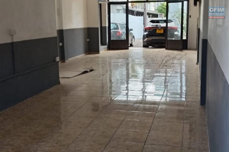 Commercial premises for rent - TRIOLET