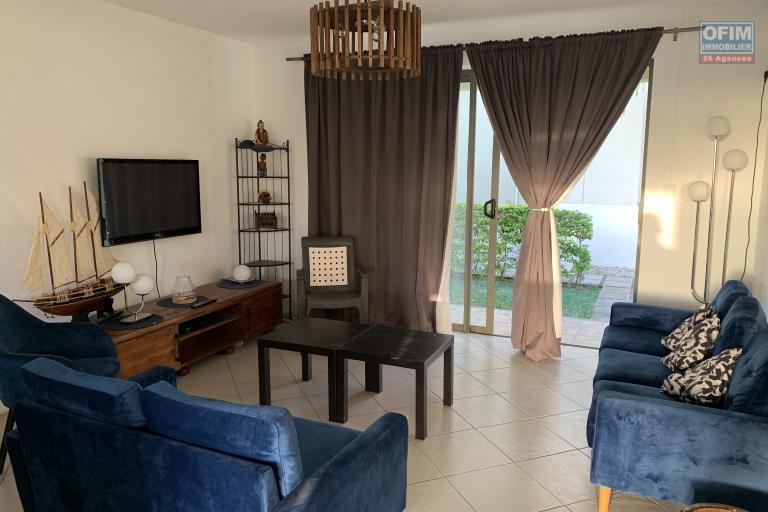 Flic en Flac: 3-bedroom triplex rental with swimming pool and unobstructed views of Flic en Flac