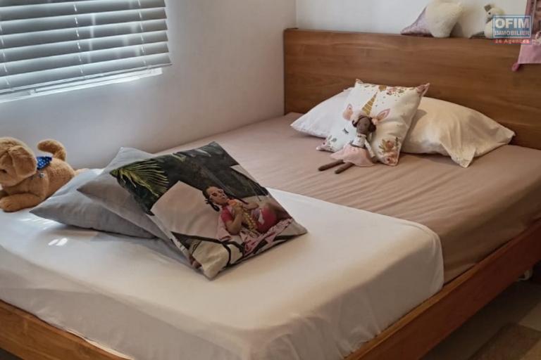 FOR RENT – Luxury villa in the secure Clos du Littoral estate – Grand Baie