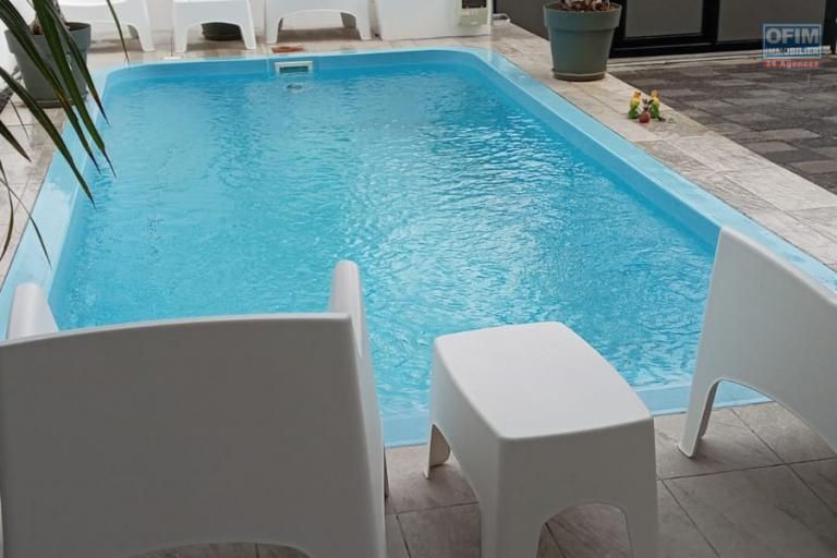 Sale House / Villa GRAND BAIE - PEREYBERE - POINTE AUX CANONNIERS – photo 2 of 15 – Swimming pool
