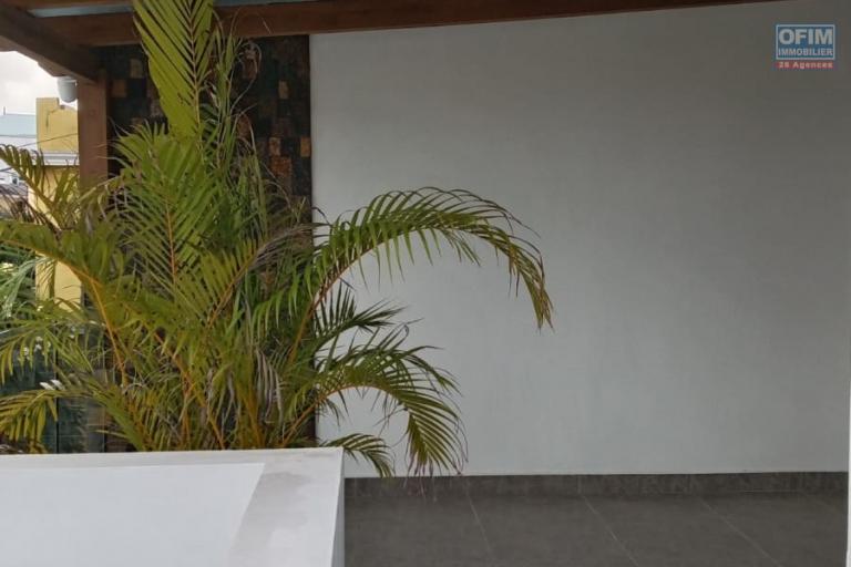 For rent &ndash; Brand new villa with swimming pool in the heart of Grand Baie