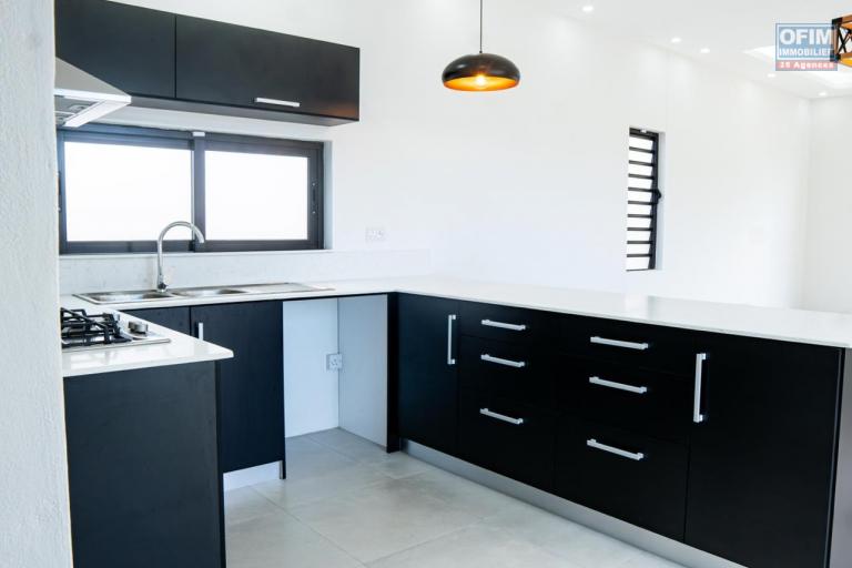 Seize a unique opportunity to acquire a spacious and modern villa in Grand Baie, in an exclusive program of 4 luxury villas.