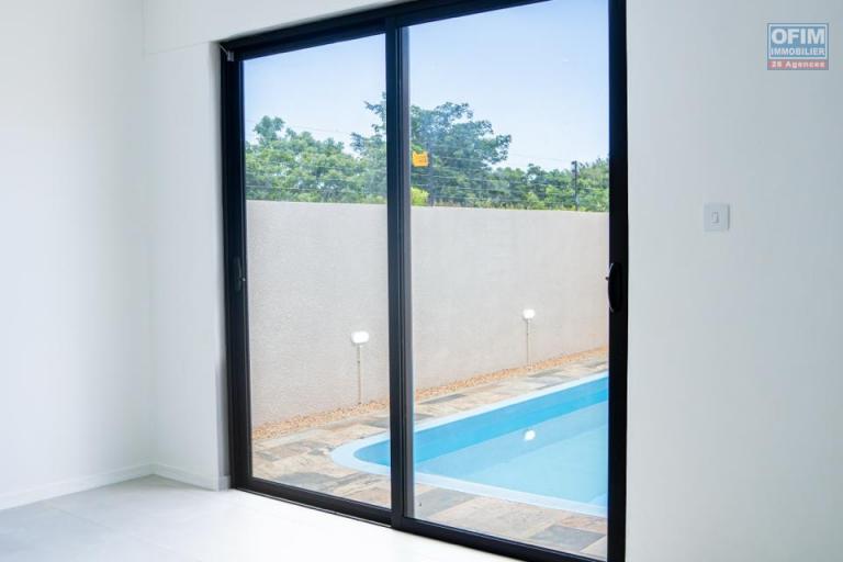 Seize a unique opportunity to acquire a spacious and modern villa in Grand Baie, in an exclusive program of 4 luxury villas.