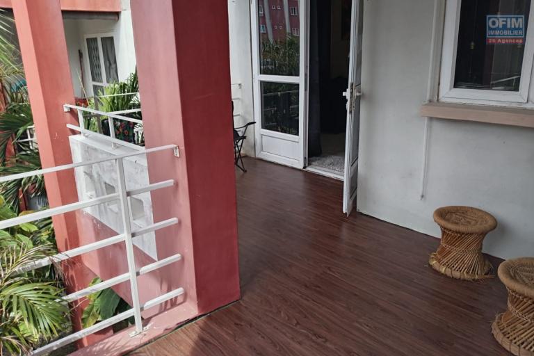 Accessible to foreigners Apartment GRAND BAIE - PEREYBERE - POINTE AUX CANONNIERS – photo 2 of 9