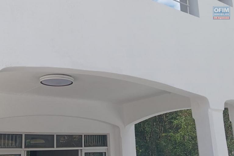 FOR RENT - 3-bedroom villa &ndash; Pereyb&egrave;re