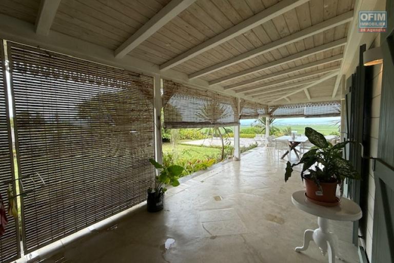 Sale House / Villa FORBACH - MAPOU – photo 3 of 16 – Veranda with sea view