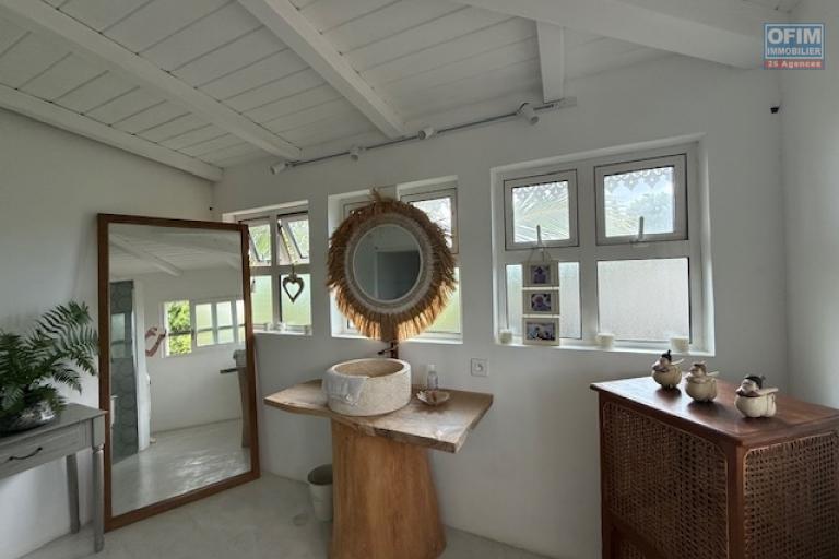 Sale House / Villa FORBACH - MAPOU – photo 12 of 16 – Bright shower room