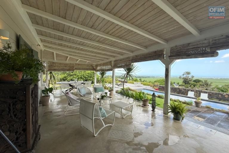 Sale House / Villa FORBACH - MAPOU – photo 14 of 16 – Veranda with sea view