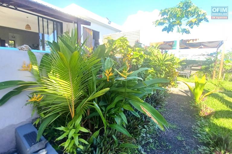Sale House / Villa TAMARIN - RIVIERE NOIRE - MORNE – photo 2 of 16 – Landscaped garden