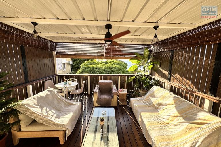 EXCLUSIVE &ndash; FLIC EN FLAC &ndash; RARE FIND BY THE SEA