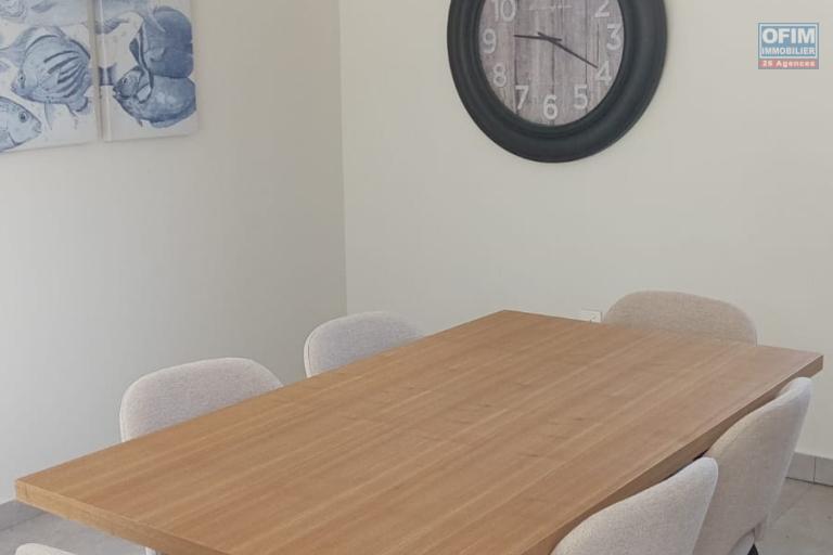 Sale House / Villa GRAND GAUBE - CALODYNE – photo 4 of 18 – Dining room