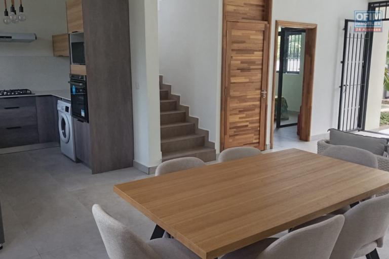 Sale House / Villa GRAND GAUBE - CALODYNE – photo 6 of 18 – Dining room