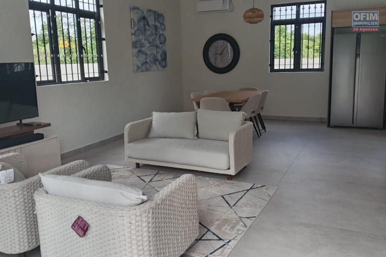 Sale House / Villa GRAND GAUBE - CALODYNE – photo 7 of 18 – Bright living area