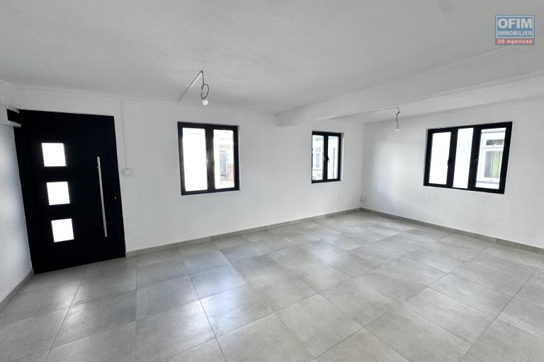 Renovated house for rent in Sodnac, Mauritius &ndash; 3 bedrooms, ideal setting