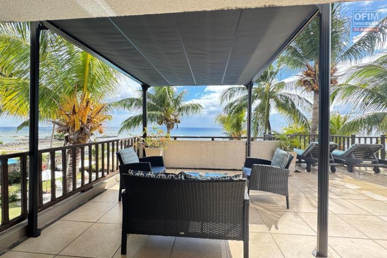 Rental Apartment MONT CHOISY - TROU AUX BICHES – photo 7 of 12 – Terrace with sea view