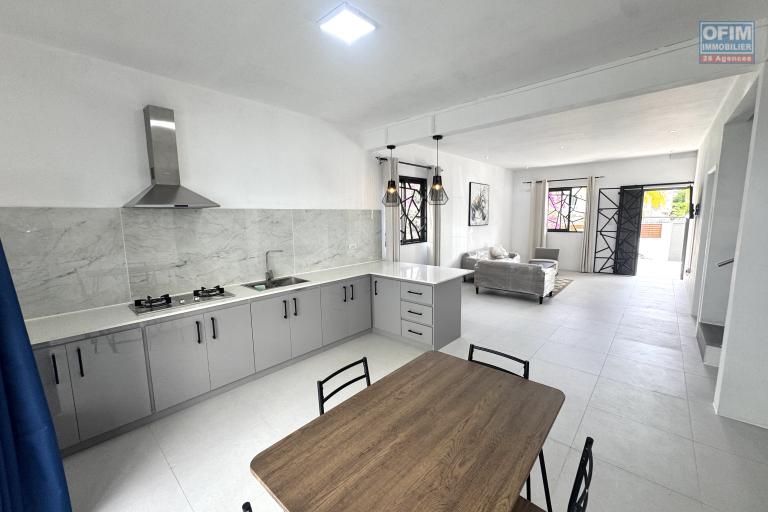 New duplex for rent in Flic en Flac, 3 bedrooms, close to the beach and amenities