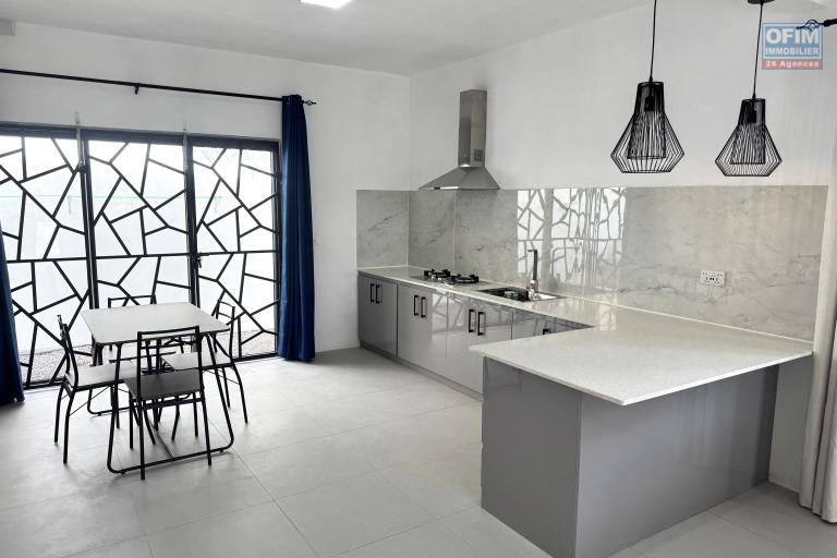 New duplex for rent in Flic en Flac, 3 bedrooms, close to the beach and amenities