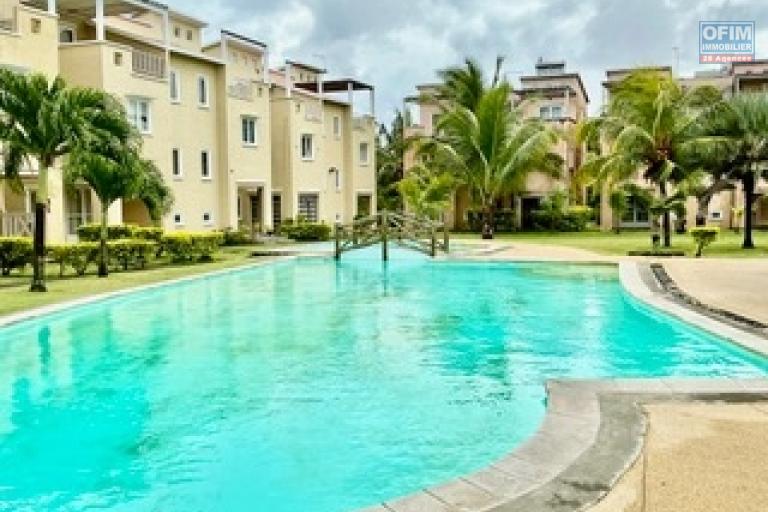 FOR SALE – Triplex with sea view in Barachois 3, Melville