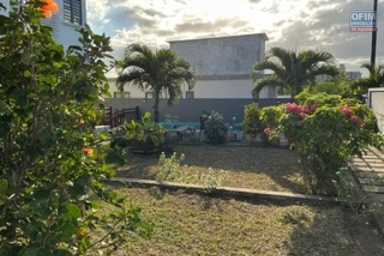 For rent – Superb 3-bedroom en suite apartment with pool and garden in Grand Baie
