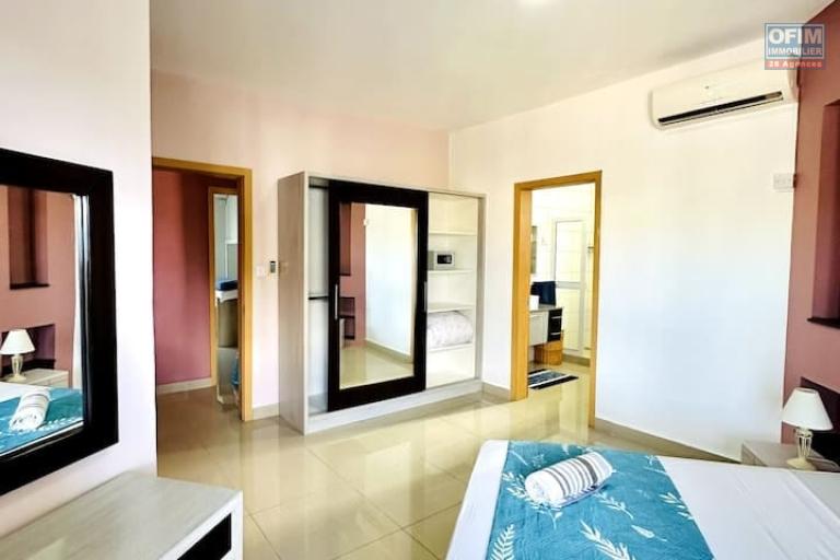 Superb 3-bedroom apartment in Flic en Flac with swimming pool, elevator and beautiful terraces
