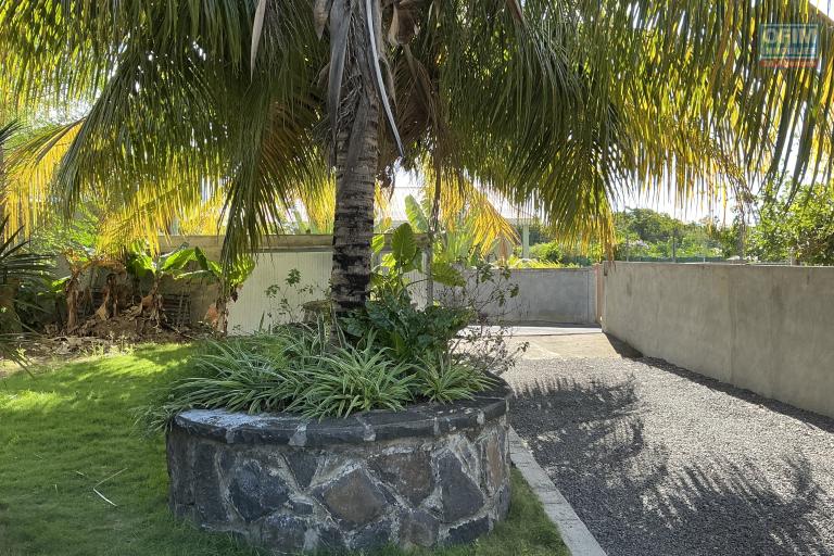 FOR RENT in GRAND GAUBE: 3-bedroom apartment with garden
