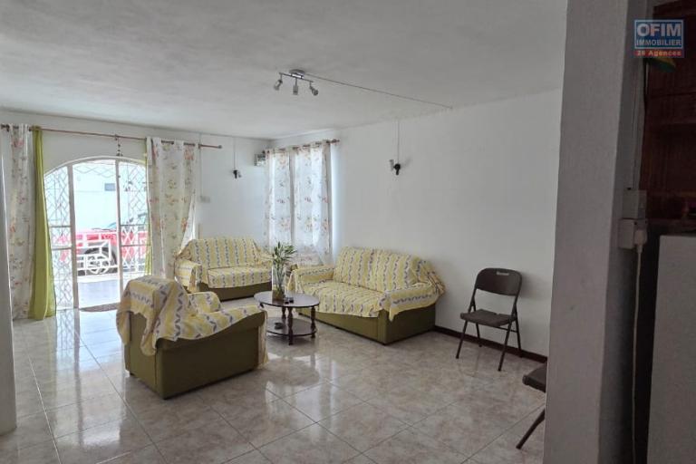 Traditional duplex house for rent – Péreybère