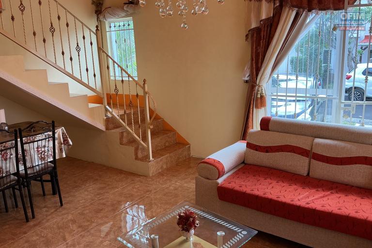 Sale House / Villa GRAND GAUBE - CALODYNE – photo 2 of 11 – Living room