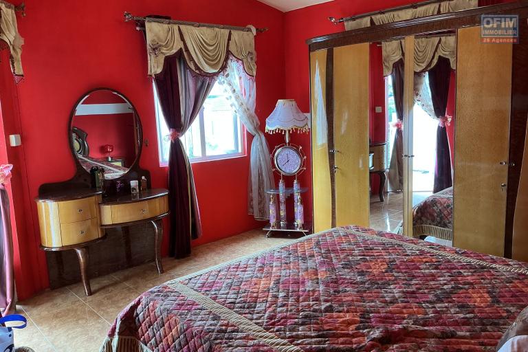 Sale House / Villa GRAND GAUBE - CALODYNE – photo 4 of 11 – Bedroom