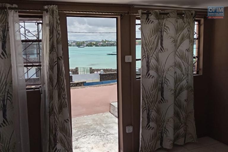 Renting House / Villa GRAND BAIE - PEREYBERE - POINTE AUX CANONNIERS – photo 3 of 9