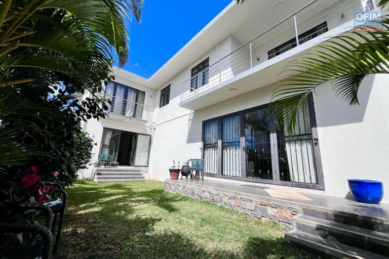Contemporary villa built in 2023 in Grand Baie. Ideal for family living or as a rental investment.