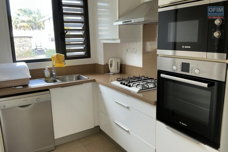 LOCAL MARKET. AZURI SMART CITY ROCHES NOIRES - 3 BEDROOM DUPLEX WITH ROOFTOP AND SEA VIEW