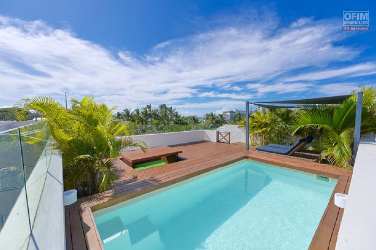 Accessible to foreigners Apartment GRAND BAIE - PEREYBERE - POINTE AUX CANONNIERS – photo 9 of 15 – Swimming pool