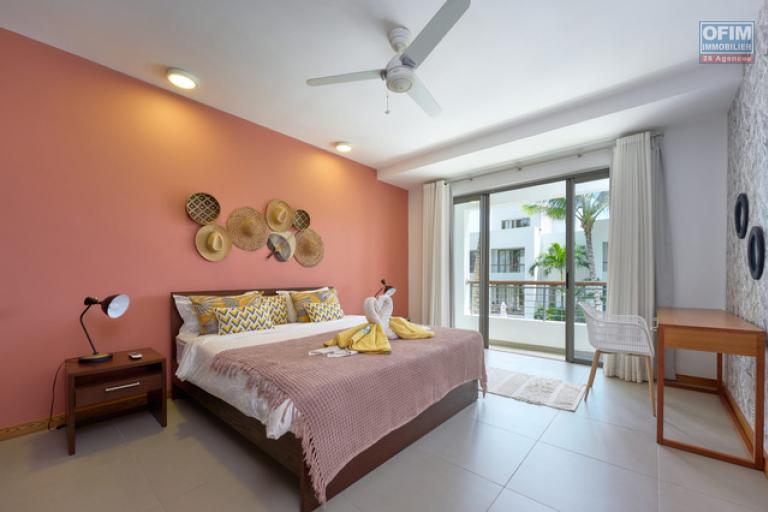 Accessible to foreigners Apartment GRAND BAIE - PEREYBERE - POINTE AUX CANONNIERS – photo 9 of 18 – Bright bedroom