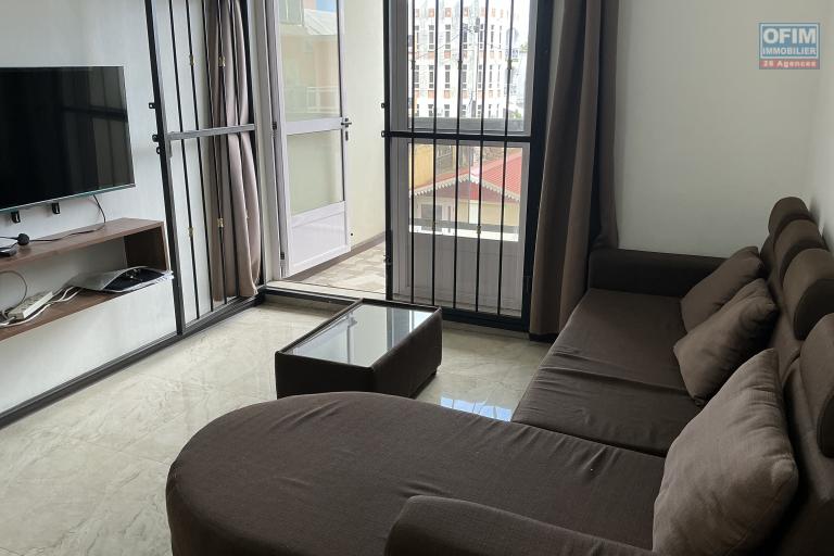 Rental Apartment GRAND BAIE - PEREYBERE - POINTE AUX CANONNIERS – photo 2 of 7 – Lounge