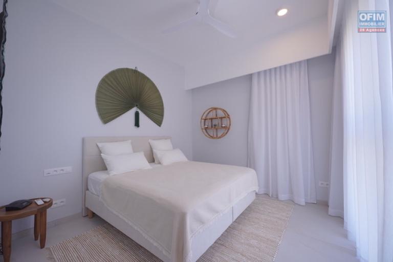 Accessible to foreigners Apartment MONT CHOISY - TROU AUX BICHES – photo 6 of 12 – Bright bedroom